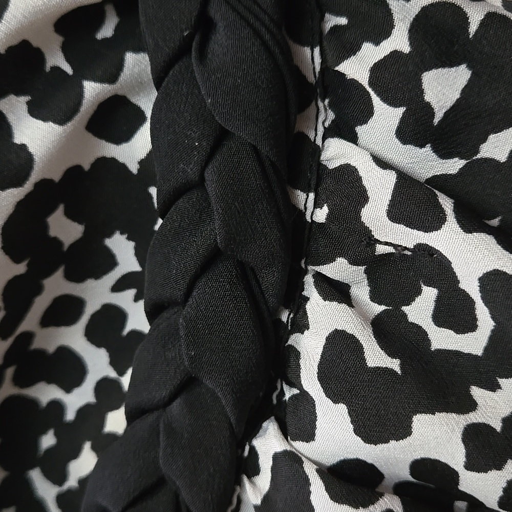 Banana Republic PL Floral Sleeveless Top - Picture 7 of 7